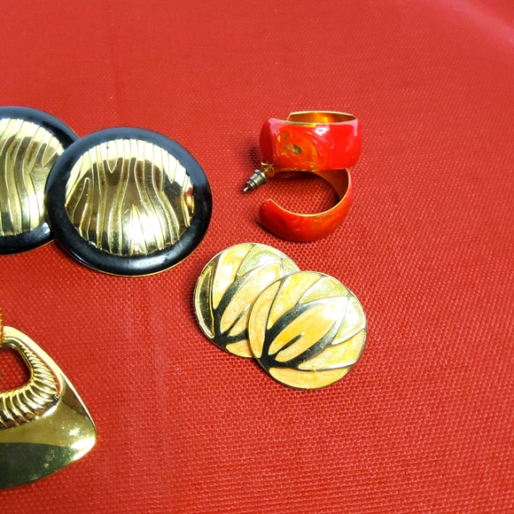 VINTAGE pierced earrings bundle of four - Picture 3 of 12